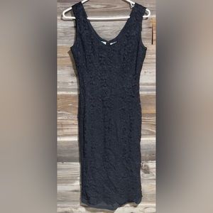 Ms Chaus Black French Lace Fully-Lined Shift Dress. Size 12 (fits like 10)
